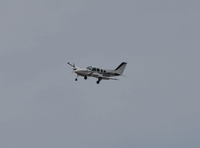 Beechcraft Baron (58) (N767BC)