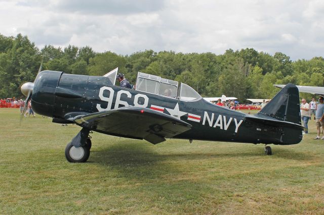 North American T-6 Texan (N8212E) - North American SNJ-5, cn 88-16310, during Wings & Wheels 2015 at Sloas Airfield, just outside Warren, OH on 9 Aug 2015.