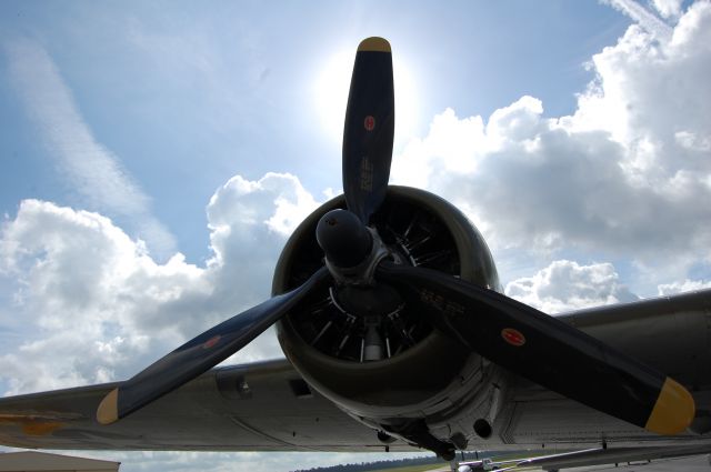 Boeing B-17 Flying Fortress (N900RW) - Parked at the Galaxy FBO at CXO, getting radio work.