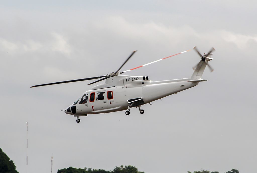 Sikorsky S-76 (PR-LCD)