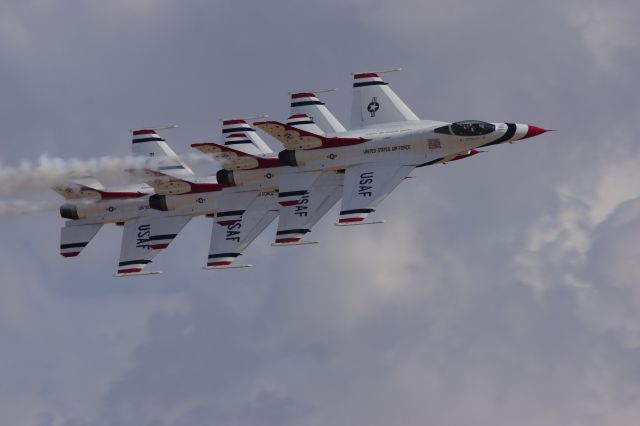 Lockheed F-16 Fighting Falcon — - Thunderbirds 2022