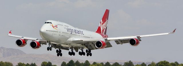 Boeing 747-400 (G-VROS) - Please change the size to full screen to decrease the blurriness.