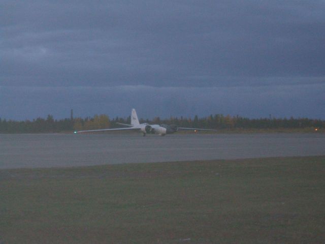 Martin WB-57 (N926NA) - NASA  WB-57 taxiing to Hangar at Goose Airport NL.. Oct7/8