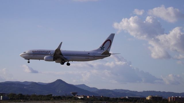 Boeing 737-800 (CN-RGE)