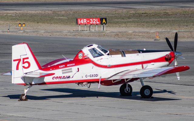 Air Tractor AT-802 (C-GXOD)