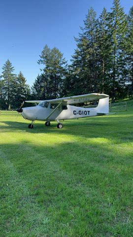 Cessna Skyhawk (C-GIOT) - First time into Arrow Plain on Salt Spring!