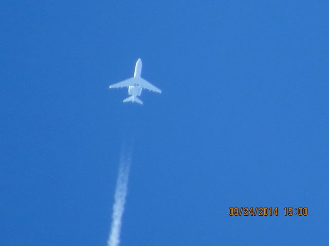 Bombardier Challenger 300 (C-FMHL)