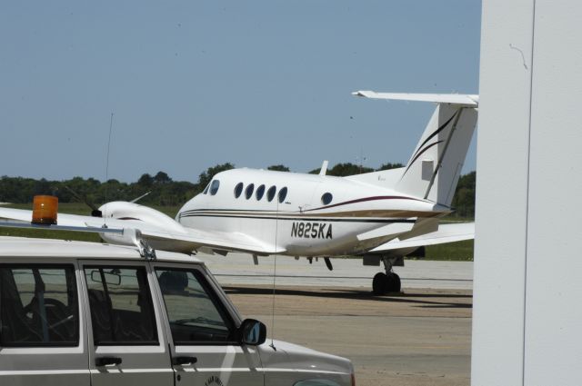 Beechcraft Super King Air 200 (N825KA)