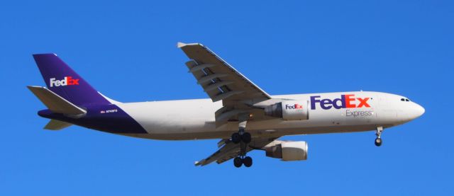 Airbus A300F4-600 (N749FD)