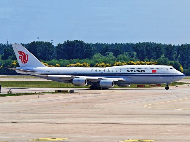 BOEING 747-8 (B-2486)