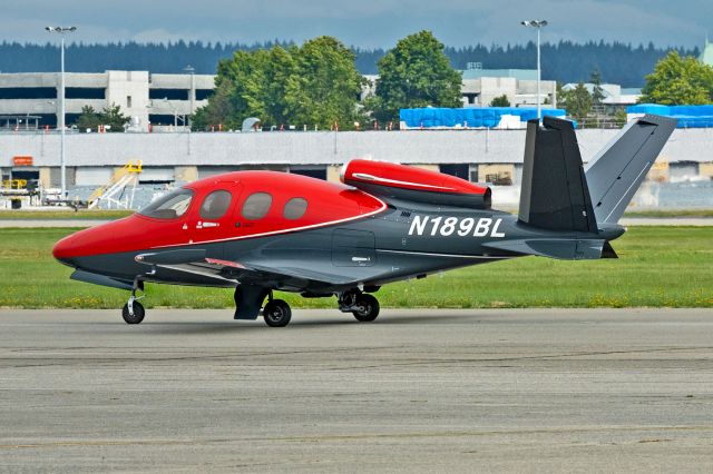 Cirrus Vision SF50 (N189BL)