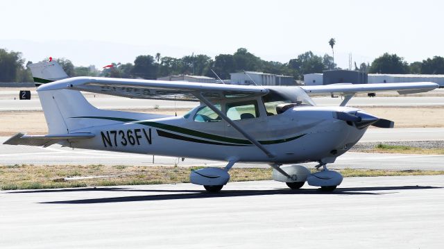 Cessna Skyhawk (N736FV)