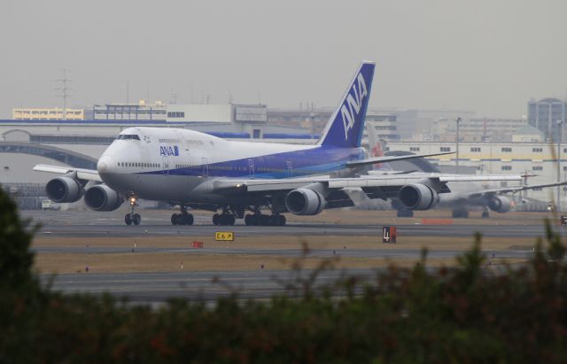 Boeing 747-400 (domestic, no winglets) (JA8960)