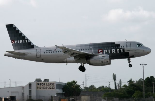 Airbus A319 (N516NK)