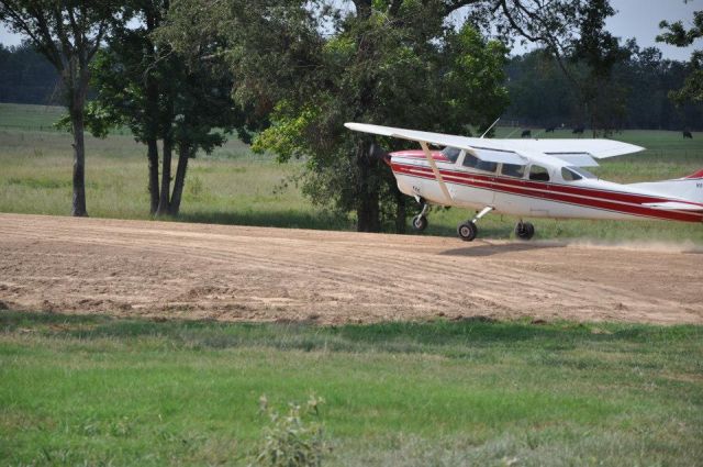 Cessna Centurion (N9718X)