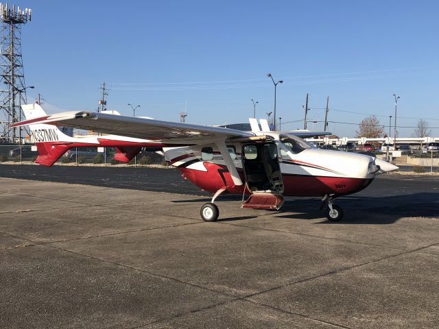 Cessna Super Skymaster (N337MW)