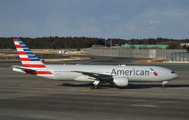 Boeing 777-200 (N782AN) - Taxing at NRT (2017/02/14)