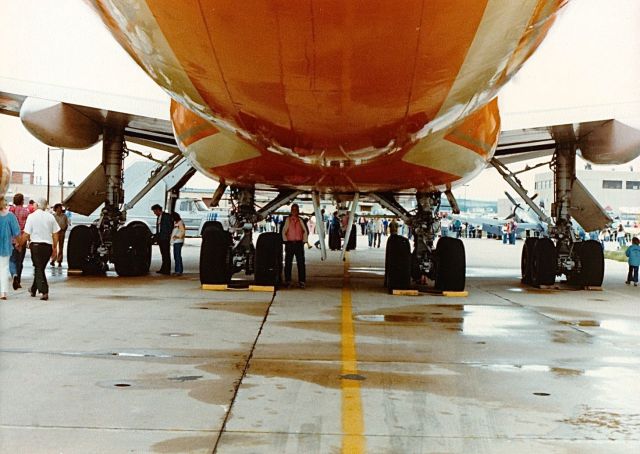 Boeing 747-200 (N611BN) - Braniff B-747 on display at an air show at the old Navy Dallas Naval Air Station