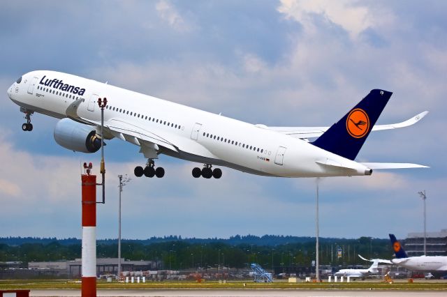 D-AIBX —