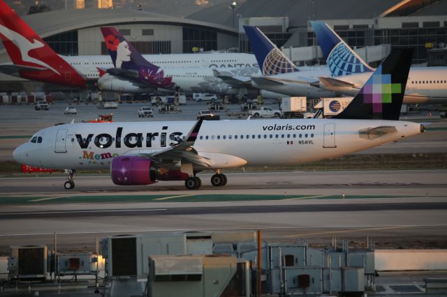 Airbus A320neo (N541VL)