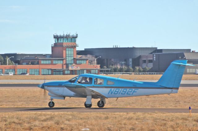 Piper Arrow 4 (N8192F)