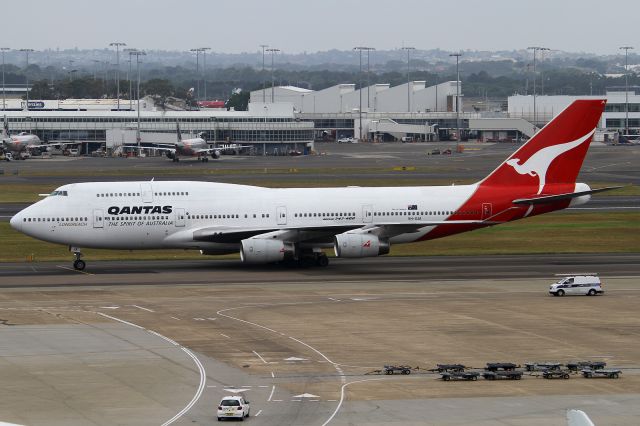 Boeing 747-400 (VH-OJA)