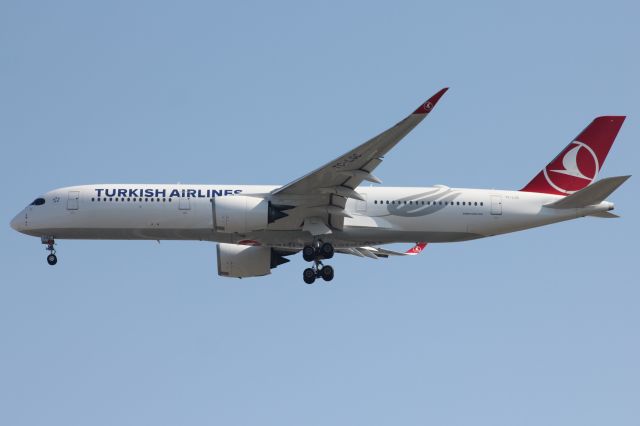 Airbus A350-900 (TC-LGC)