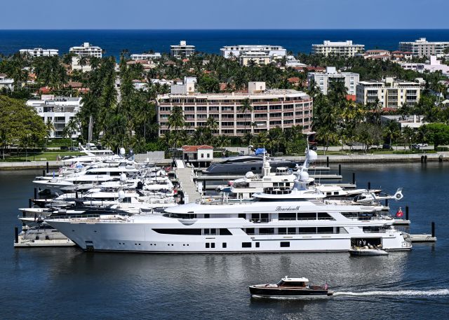 N152TF — - H130 on Motor Yacht 'Boardwalk' at Palm Beach