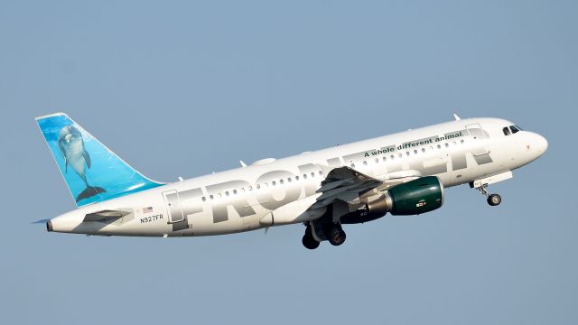 Airbus A319 (N927FR)