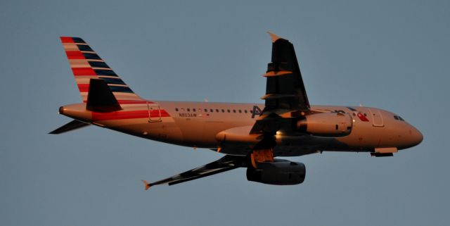 Airbus A319 (N803AW)