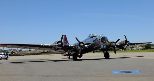 Boeing B-17 Flying Fortress —