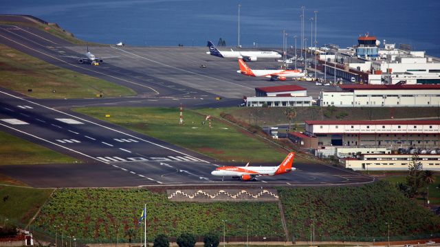 Airbus A320 (OE-INE) - View from the heights of Santa Cruz.