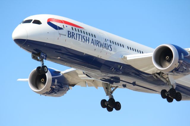 Boeing 787-8 (G-ZBJF) - British Airways on final for 23