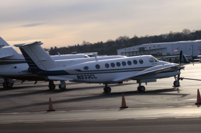 Beechcraft Super King Air 300 (N933CL)