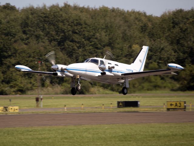 Piper Cheyenne 3 (N37TW) - Take off runway 26.