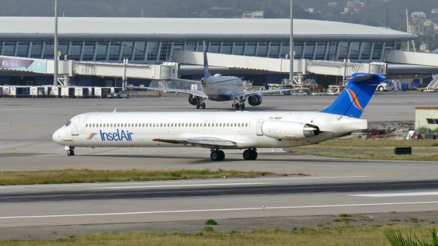 McDonnell Douglas MD-83 (PJ-MDF)