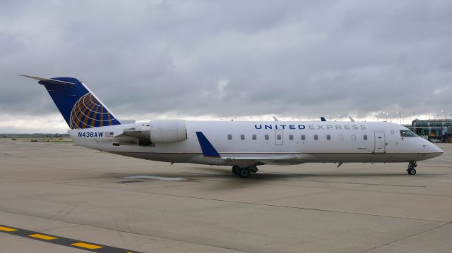 Canadair Regional Jet CRJ-200 (N438AW) - United Express Bombardier CRJ-200LR N438AW in Chicago 