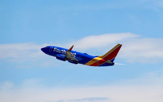 Boeing 737-700 (N422WN) - N422WN as Flight 593 to BWI (July 6th, 2018) 