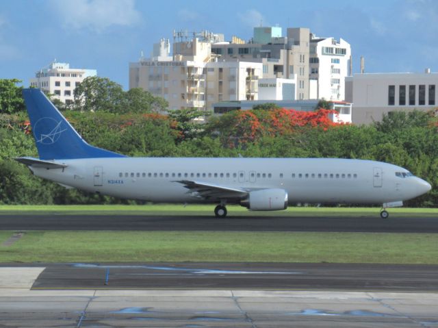 BOEING 737-400 (N314XA)