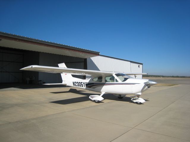 Cessna Cardinal (N2305Y) - 1968 Cessna 177 Cardinal