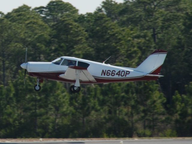 Piper PA-24 Comanche (N6640P)