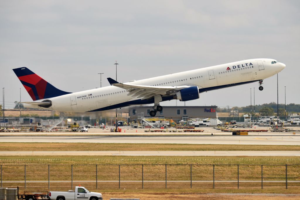Airbus A330-300 (N807NW) - Taking the Indianapolis Colts Football team to CLE today 10-10-20 to play the Cleveland Browns tomorrow. Shown departing runway 23-L.