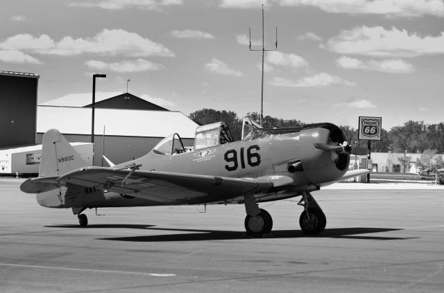 North American T-6 Texan (N916DC) - Minnesota Wing Commemorative Air Force 