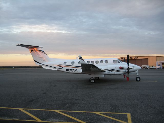 Beechcraft Super King Air 350 (N6165Y)