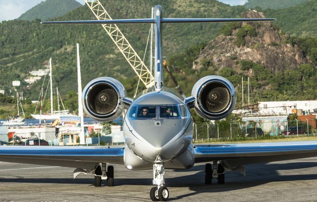 GULFSTREAM AEROSPACE G-7 Gulfstream G600 (N155TM)