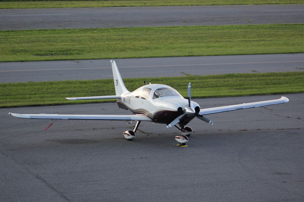 Cessna 400 (N7711Y)