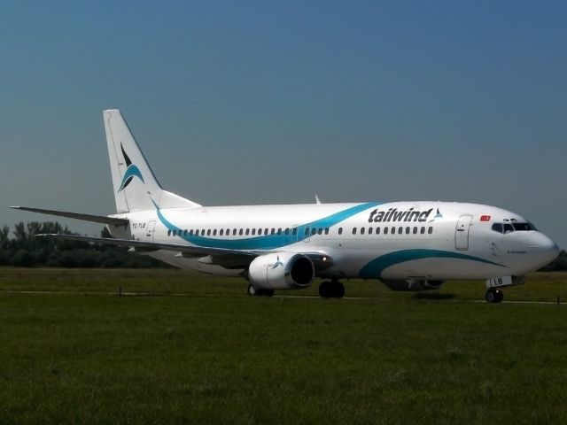 Boeing 737-700 (TC-TLB)