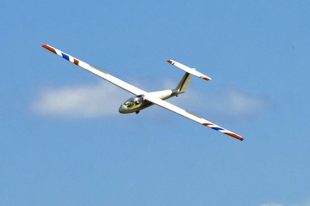 Unknown/Generic Glider (N342BA) - A Civil Air Patrol glider makes a lazy turn over LaGrange Callaway Airport during glider operations.