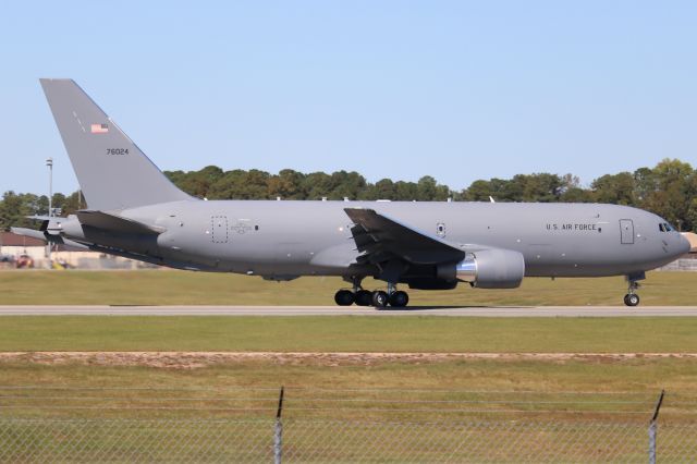 Boeing KC-46 Pegasus (1746024)