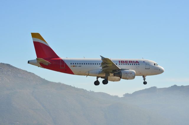 Airbus A319 (EC-JAZ) - EC-JAZ Landing At LEVX From LEMD. 07-11-2021